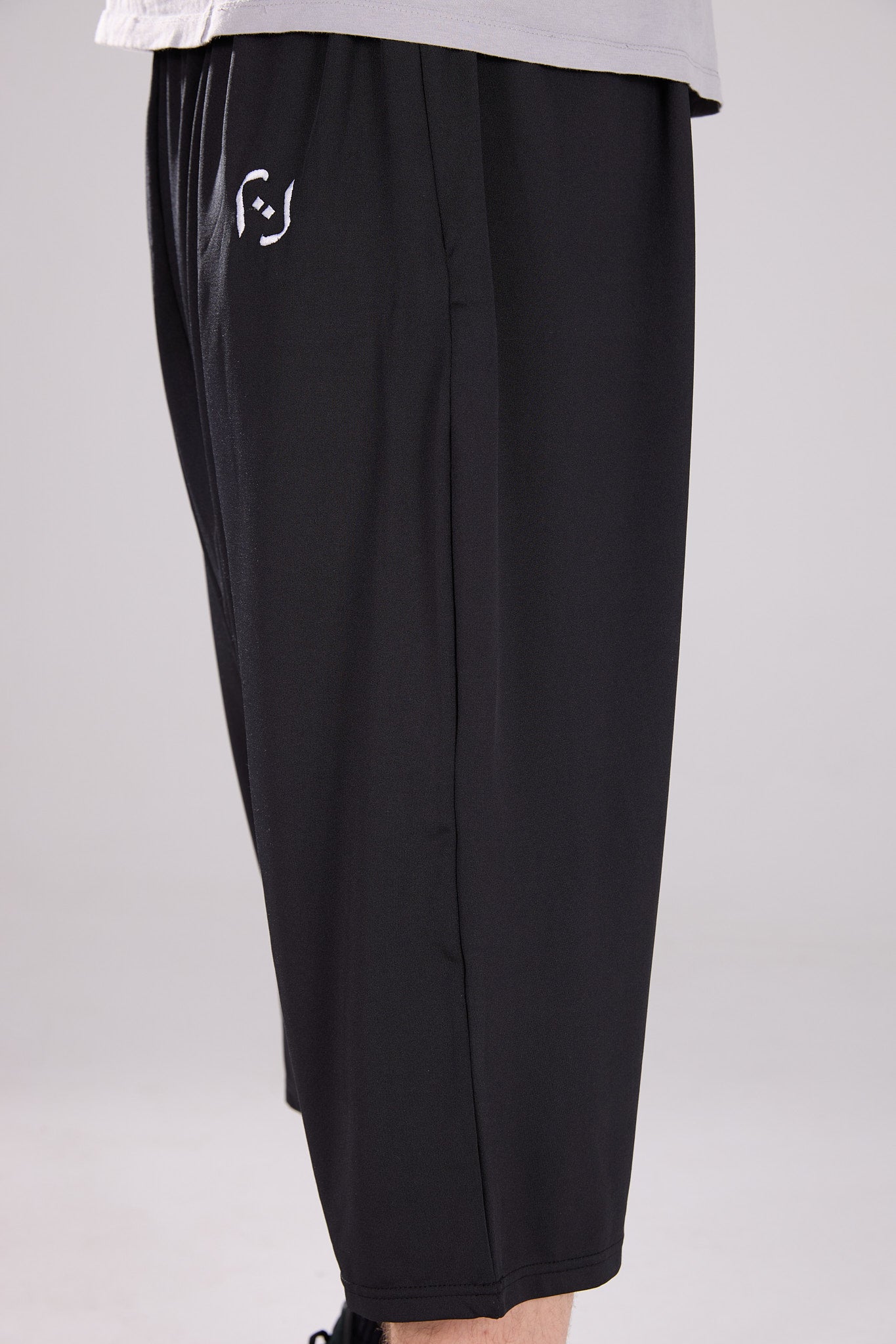 Saroual Qawim Noir
